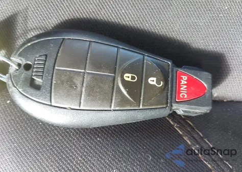 2017 Jeep Cherokee Latitude 4X4 z USA, uszkodzony, nr VIN 1C4PJMCB3HW528317